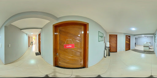 Nutricionista Dra Isvia Ferrari Linhares