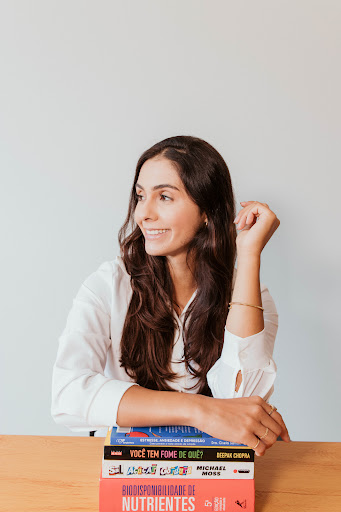 Nutricionista Larissa Saggioro