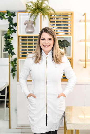 Thayse Tanouss Nutricionista