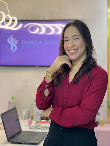 Nutricionista Isabela Sabrine