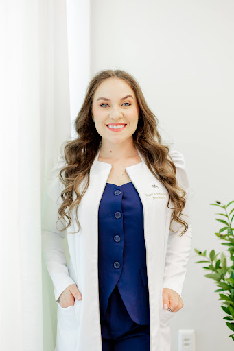 Daniele Borges de Albuquerque - Nutricionista Materno Infantil & Esportiva